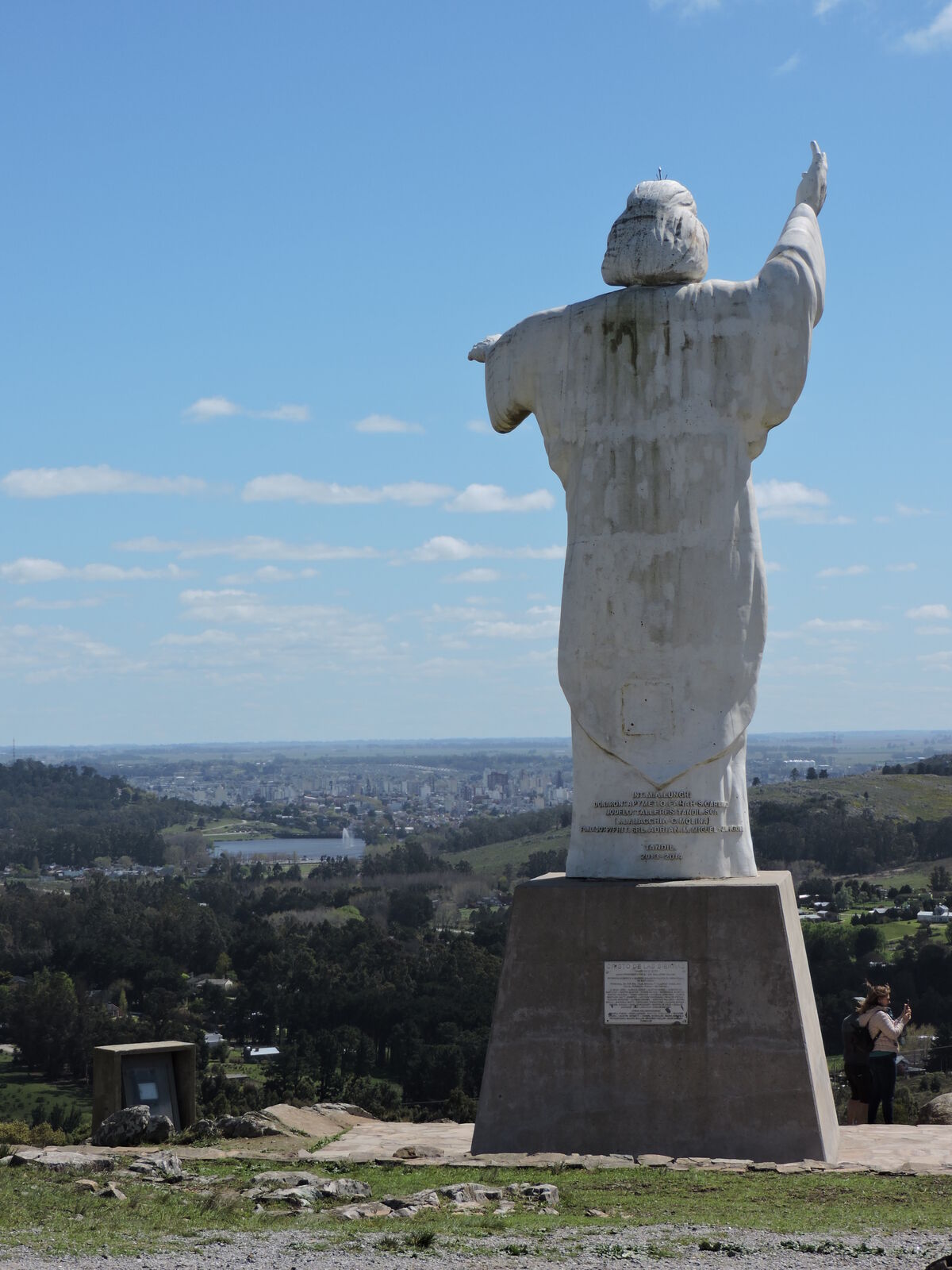 Cristo de las Sierras Tandil: 15 metros de escultura con vistas panorámicas que cortan el aliento
