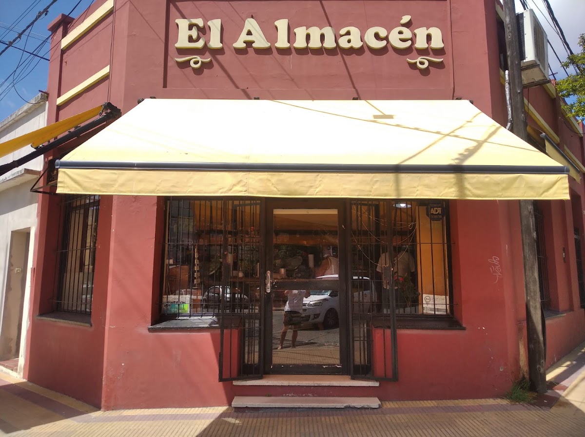 El Almacén