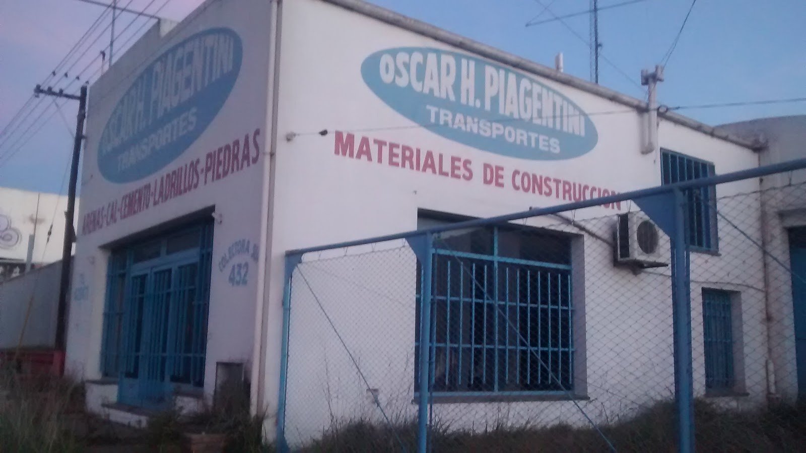 Oscar H. Piagentini S.A. - Corralón de Materiales